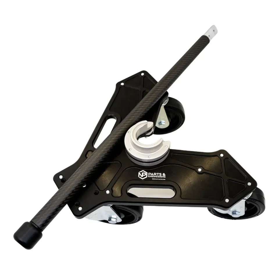 caseliner-car-equipment-air-jack-skates-griff-carbon-medium image 1