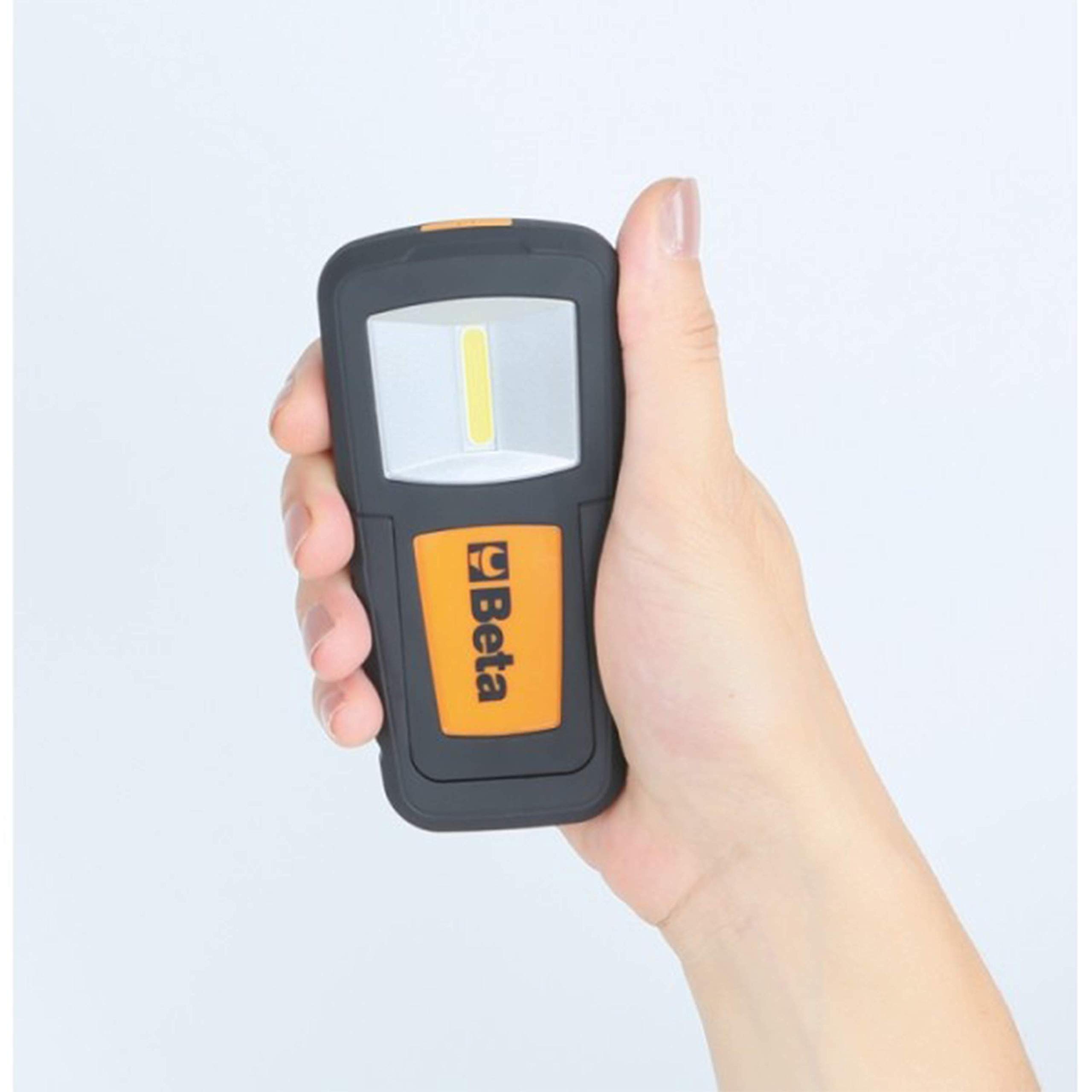 beta-1838cob-led-arbeitsleuchte-aufladbar-100-200-lumen image 5